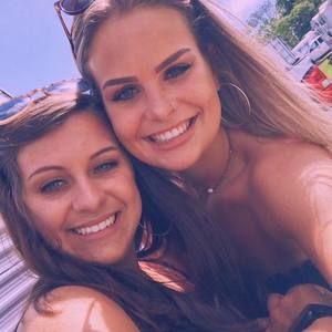 Meet your Posher, Tess